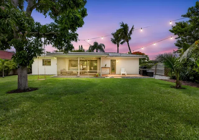 Homes for sale in Boca Raton, FL | 450 Sw 12th Ter, Boca Raton, FL 33486 | MLS# B26039210