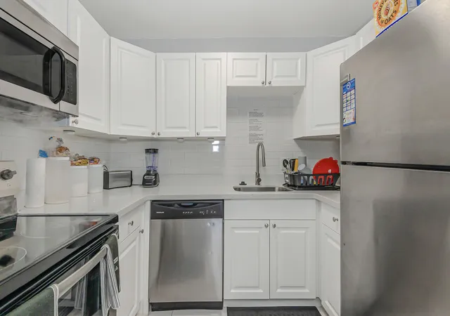 5th image of 3775 Nw 116Th Ter #1-4, Coral Springs, FL 33065 | MLS# B26039314