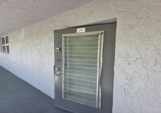 Homes for sale in Tamarac, FL | 9081 Lime Bay Blvd #211, Tamarac, FL 33321 | MLS# B26039339