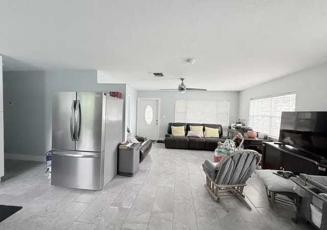 1st image of 320 W 29th St, Riviera Beach, FL 33404 | MLS# B26039425
