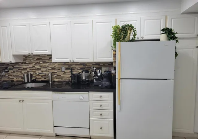 3rd image of 19370 Collins Ave #623, Sunny Isles Beach, FL 33160 | MLS# B26039433