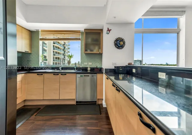 5th image of 140 S Dixie Hwy #501, Hollywood, FL 33020 | MLS# A12033922