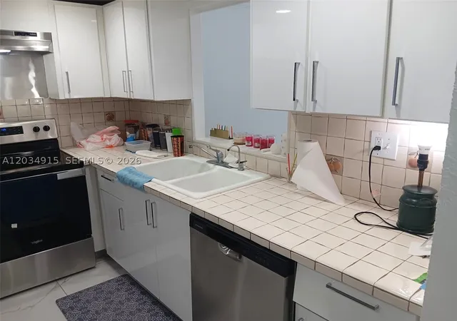 Homes for sale in North Miami Beach, FL | 3551 Ne 169Th St #110-A, North Miami Beach, FL 33160 | MLS# A12034915