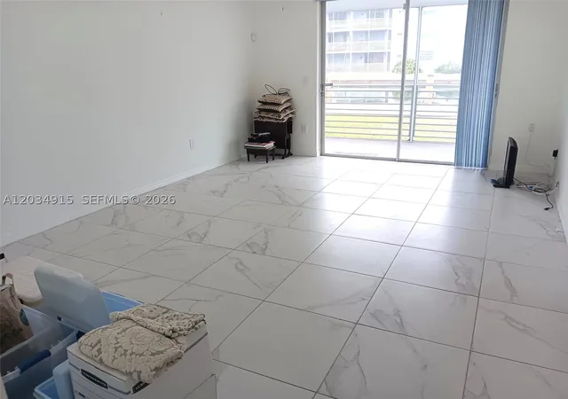 Homes for sale in North Miami Beach, FL | 3551 Ne 169Th St #110-A, North Miami Beach, FL 33160 | MLS# A12034915