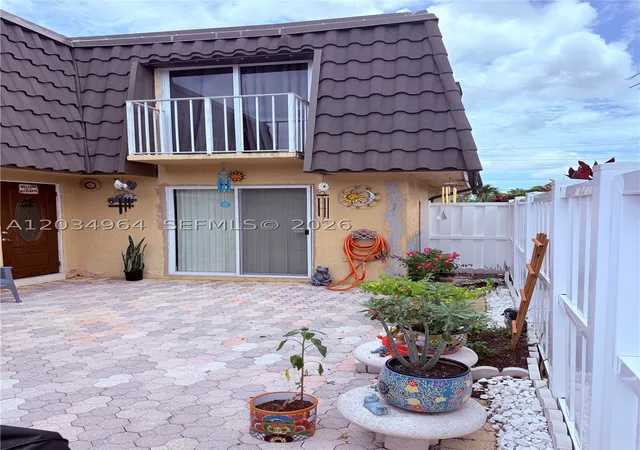 Homes for sale in Boca Raton, FL | (Undisclosed), Boca Raton, FL 33428 | MLS# A12034964