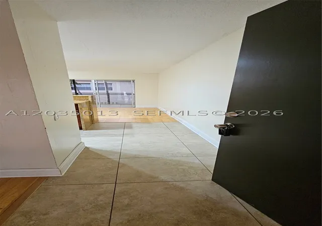 Photo 2 of Condo for sale at 5352 Ne 6th Ave #G9, Fort Lauderdale, FL 33334 | MLS# A12035013 | Listing updated on 2026-06-11