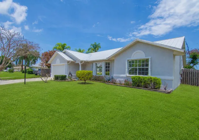 Homes for sale in Sebastian, FL | 474 Arbor St, Sebastian, FL 32958 | MLS# B26039541