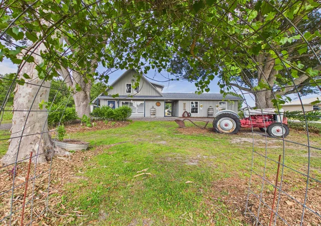 4th image of 136 Sw 85Th Ave, Okeechobee, FL 34974 | MLS# B26039622