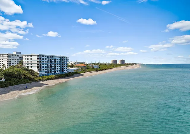 Homes for sale in Juno Beach, FL | 900 Ocean Dr #106, Juno Beach, FL 33408 | MLS# B26039640