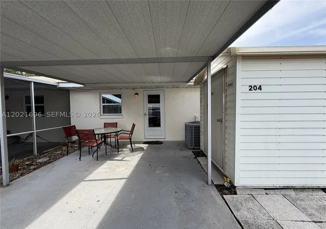 Homes for sale in Avon Park, FL | 204 S Anoka Avenue, Avon Park, FL 33825 | MLS# A12021696