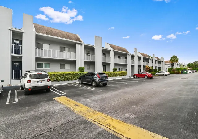 1st image of 2860 Sw 22nd Ave #4040, Delray Beach, FL 33445 | MLS# B26039775