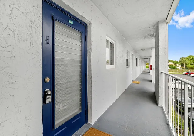 2nd image of 2860 Sw 22nd Ave #4040, Delray Beach, FL 33445 | MLS# B26039775