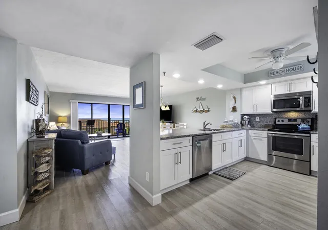 4th image of 801 S Ocean Dr #701, Fort Pierce, FL 34949 | MLS# B26039803