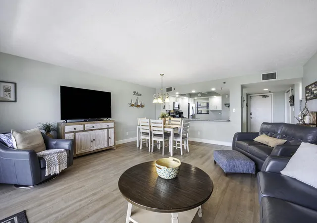 5th image of 801 S Ocean Dr #701, Fort Pierce, FL 34949 | MLS# B26039803