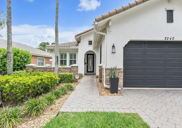 Homes for sale in Parkland, FL | 8240 Nw 120th Wy, Parkland, FL 33076 | MLS# B26039819