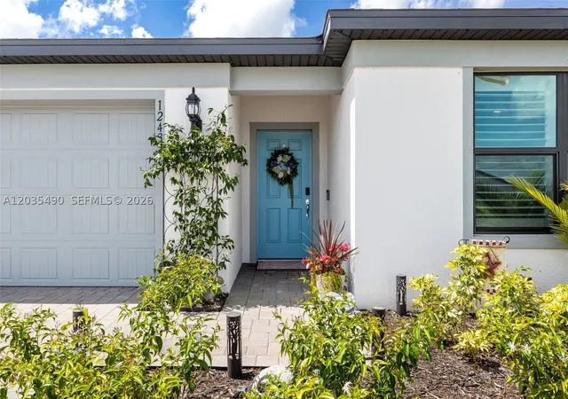 2nd image of 1243 Caloosa Cove Dr, La Belle, FL 33935 | MLS# A12035490