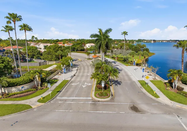 Homes for sale in Margate, FL | 6582 Bayfront Dr, Margate, FL 33063 | MLS# B26039848