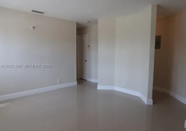 4th image of 1861 Nw 59Th Way, Sunrise, FL 33313 | MLS# A12031180