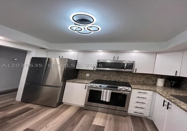 5th image of 3800 S Ocean Dr #1808, Hollywood, FL 33019 | MLS# A12035635