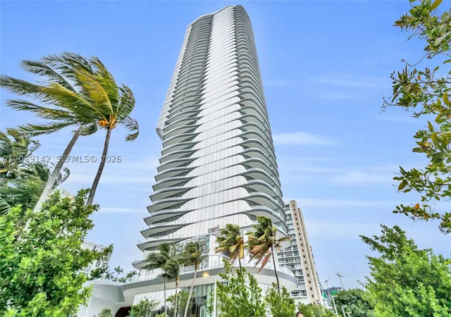 Photo 3 of Condo for sale at 175 Se 25 Rd #1103, Miami, FL 33129 | MLS# A12029142 | Listing updated on 2026-08-24