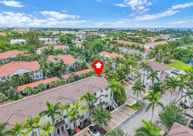 Homes for sale in Boynton Beach, FL | 528 Bayfront Dr, Boynton Beach, FL 33435 | MLS# B26039950