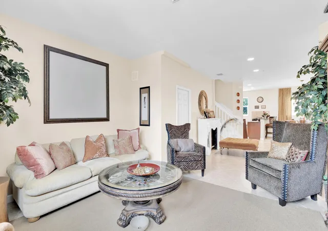 Homes for sale in Boynton Beach, FL | 528 Bayfront Dr, Boynton Beach, FL 33435 | MLS# B26039950