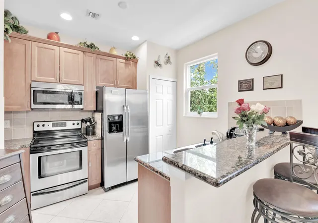 Homes for sale in Boynton Beach, FL | 528 Bayfront Dr, Boynton Beach, FL 33435 | MLS# B26039950