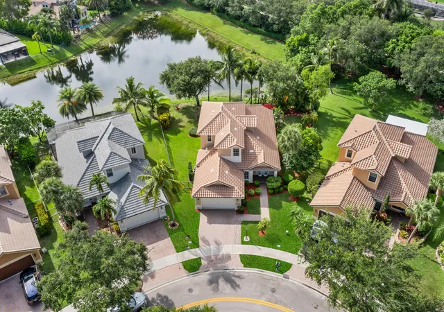 Homes for sale in Parkland, FL | 6152 Nw 108th Wy, Parkland, FL 33076 | MLS# B26040039