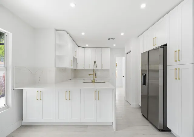 1st image of 216 Ne 23rd Ave, Pompano Beach, FL 33062 | MLS# B26040098
