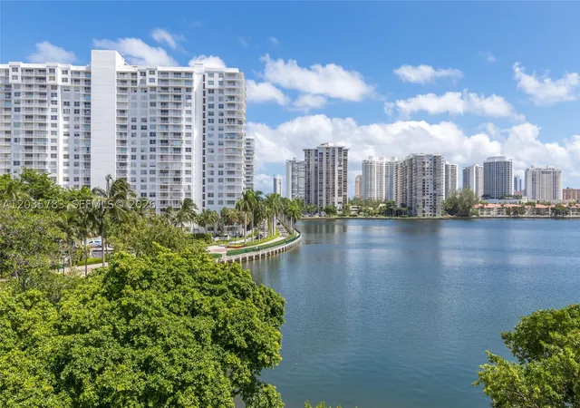 Photo 1 of Condo for sale at 2780 Ne 183rd St #1607, Aventura, FL 33160 | MLS# A12035783 | Listing updated on 2026-10-02