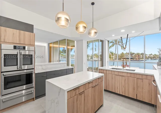 Photo 1 of Condo for sale at 3801 Ne 207th St #TH6, Aventura, FL 33180 | MLS# A12035823 | Listing updated on 2026-08-10