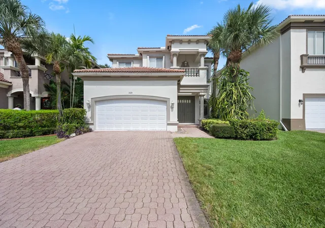 Homes for sale in Boynton Beach, FL | 1025 Grove Park Cir, Boynton Beach, FL 33436 | MLS# B26040170