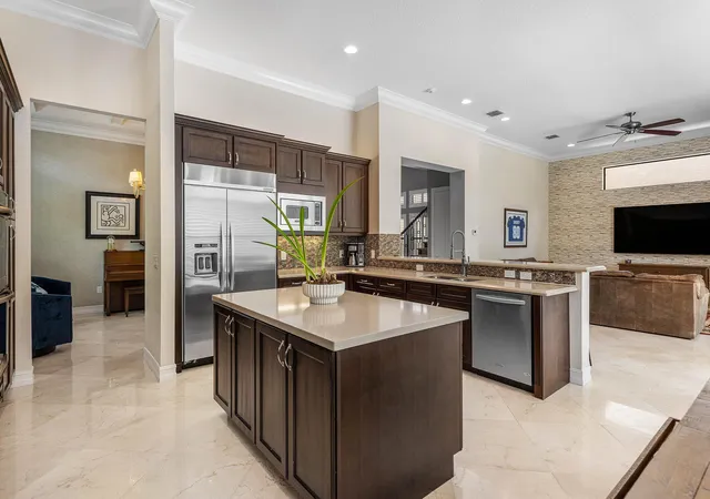 3rd image of 8658 Lewis River Rd, Delray Beach, FL 33446 | MLS# B26040188
