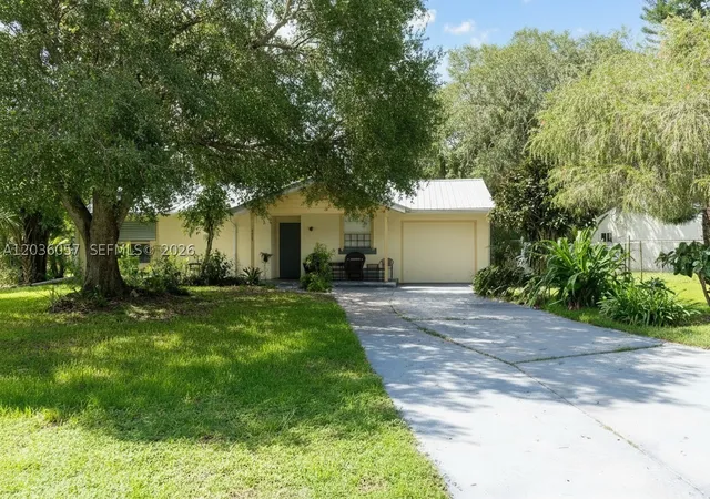 1st image of 4001 Bishop Circle, La Belle, FL 33935 | MLS# A12036057