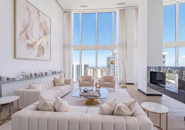 5th image of 333 Las Olas Wy #4206, Fort Lauderdale, FL 33301 | MLS# B26040248