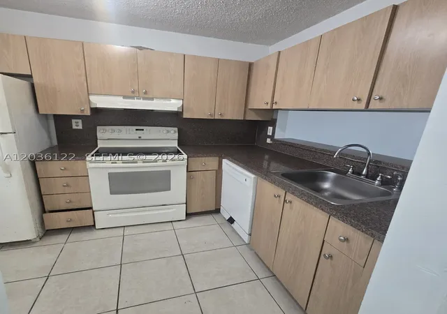 Homes for sale in Miramar, FL | 3470 Foxcroft Rd #307, Miramar, FL 33025 | MLS# A12036122