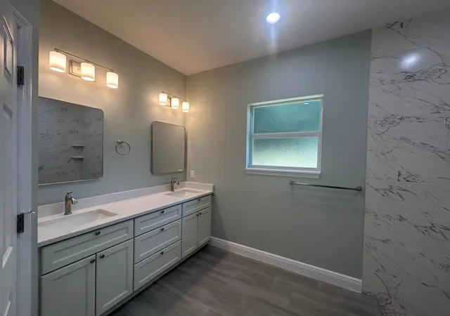 4th image of 3935 Nw 18Th Ave, Okeechobee, FL 34972 | MLS# B26040366