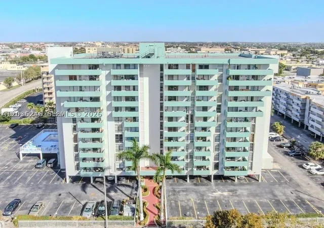 Photo 2 of Condo for sale at 1825 W 44Th Pl #1107, Hialeah, FL 33012 | MLS# A12036246 | Listing updated on 2026-06-13