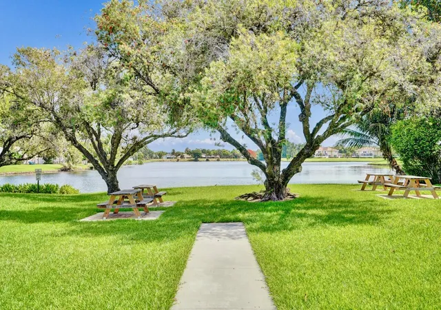 59th image of 54 Cedar Cir, Boynton Beach, FL 33436 | MLS# B26040392