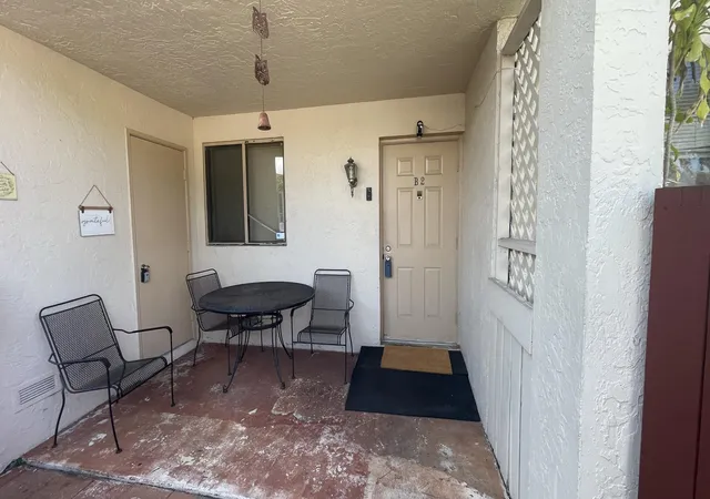 2nd image of 7911 Southgate Blvd, North Lauderdale, FL 33068