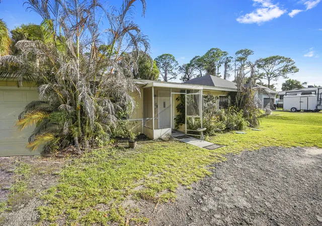 24th image of 203 E Easy St, Fort Pierce, FL 34982 | MLS# B26040404