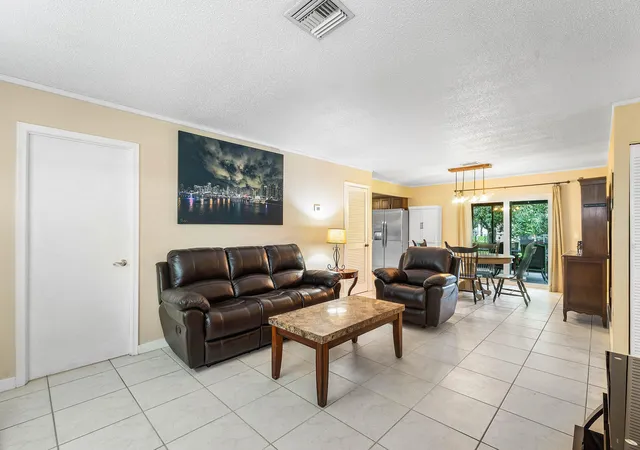2nd image of 1108 Sonata Wy, Royal Palm Beach, FL 33411 | MLS# B26040082