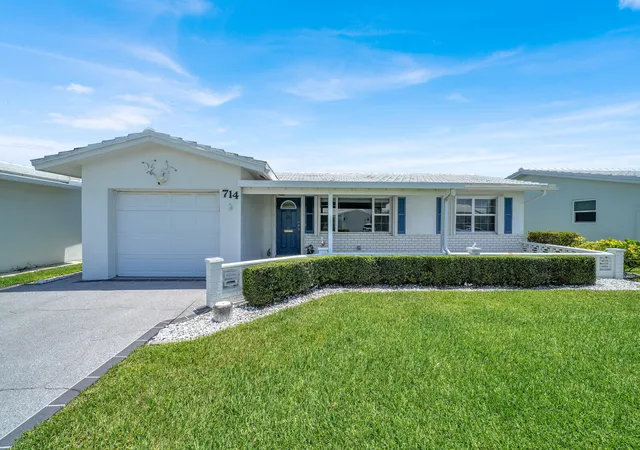 Homes for sale in Boynton Beach, FL | 714 Sw 16th St, Boynton Beach, FL 33426 | MLS# B26040503