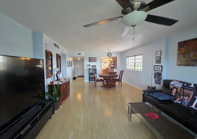 Homes for sale in Coral Springs, FL | 9101 W Sample Rd W #501, Coral Springs, FL 33065 | MLS# B26040530
