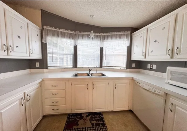 5th image of 120 Plantation Blvd #120, Lake Worth, FL 33467 | MLS# B26040555