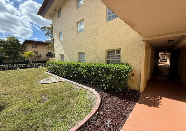 2nd image of 8500 Sw 109th Ave #6-109, Miami, FL 33173 | MLS# A12036517