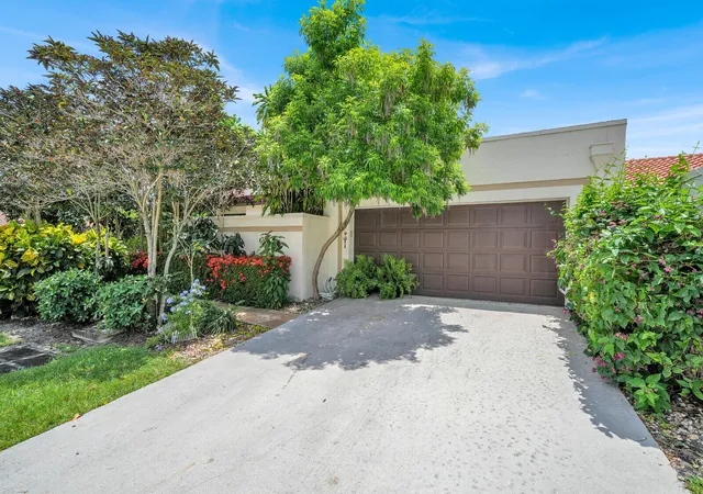 2nd image of 21381 Sonesta Wy, Boca Raton, FL 33433 | MLS# B26040566
