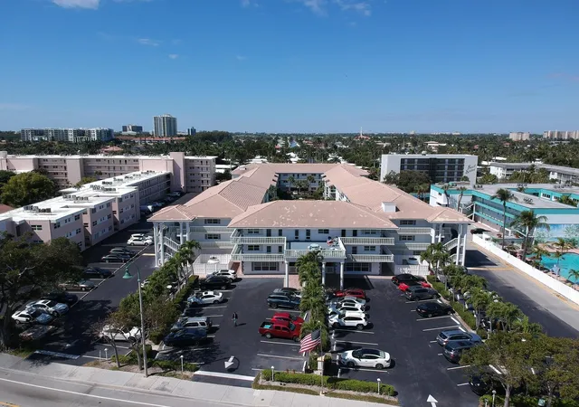 Homes for sale in Lauderdale By The Sea, FL | 1461 S Ocean Blvd #328, Lauderdale By The Sea, FL 33062 | MLS# B26040666