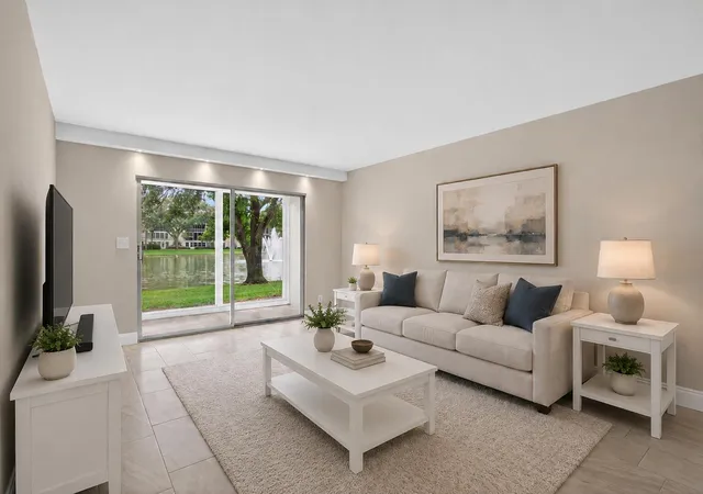 4th image of 2202 Lucaya Bend, Coconut Creek, FL 33066