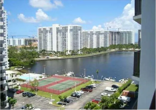 10th image of 18031 Biscayne Blvd #1004, Aventura, FL 33160 | MLS# B26040701